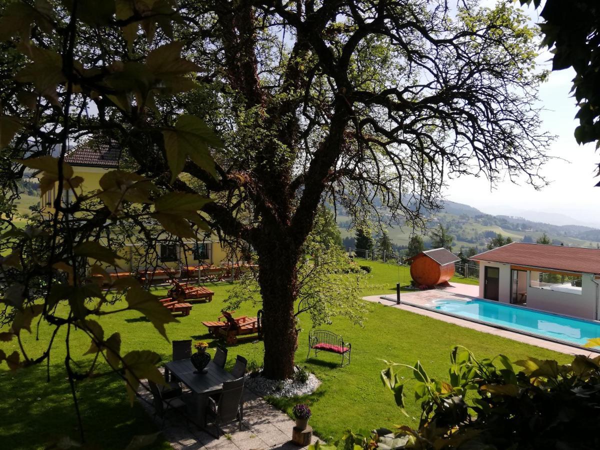 Hochleben-Chalets Am Erlebnisbauernhof Steinerhof Liebenfels المظهر الخارجي الصورة